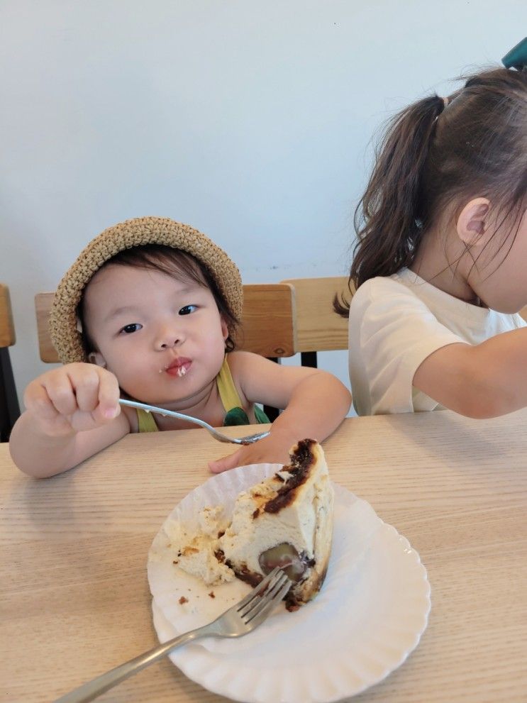 가볼만한곳 특이한 카페에서 수제 디저트즐길수 있는 아매네카페