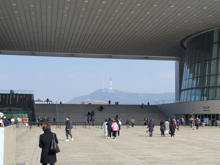 대학동기들과 함께 한 국립중앙박물관