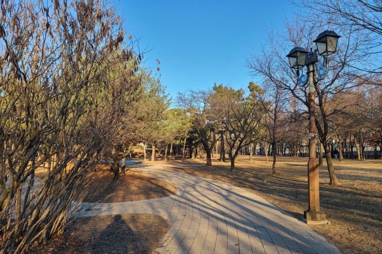 주말 부평 가볼만한곳 부평공원에서 간단히 산책하고 왔어요~