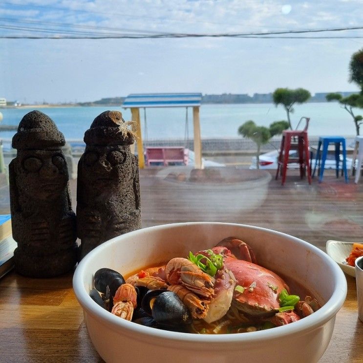 서귀포 성산 해안도로 라면 맛집 바다가보이는 몰마농, 그대와...