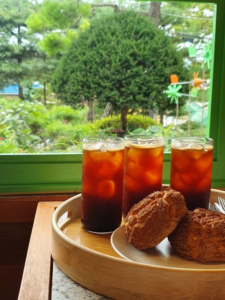 [이천/카페] 쌀 베이커리 카페 흥만소 : 이천쌀이 톡톡씹히는 쌀크림빵 맛집