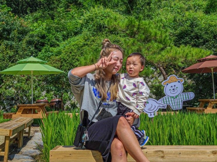 이천 신상 카페 흥만소 아이랑 사진찍기좋은곳