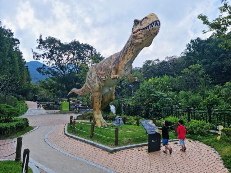 대구 아이와 고산골 앞산 공룡공원 산책하기 좋아요
