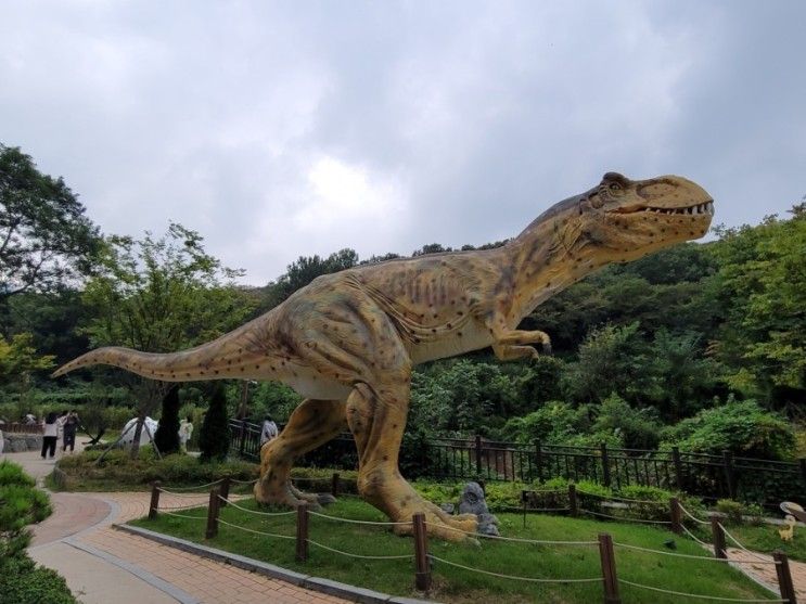대구 아이가 좋아하는 고산골 공룡공원