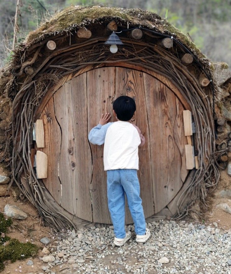 가평 아이와 낮부터 밤까지 놀기 좋은 숲속놀이터, 그라운드휴(프라이빗,계곡,불멍,뛰어놀기좋은)