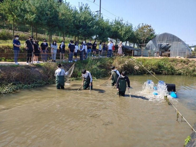 경북 칠곡군 농촌교육농장, 테마 : 큰징거미새우 '덕산수목원'