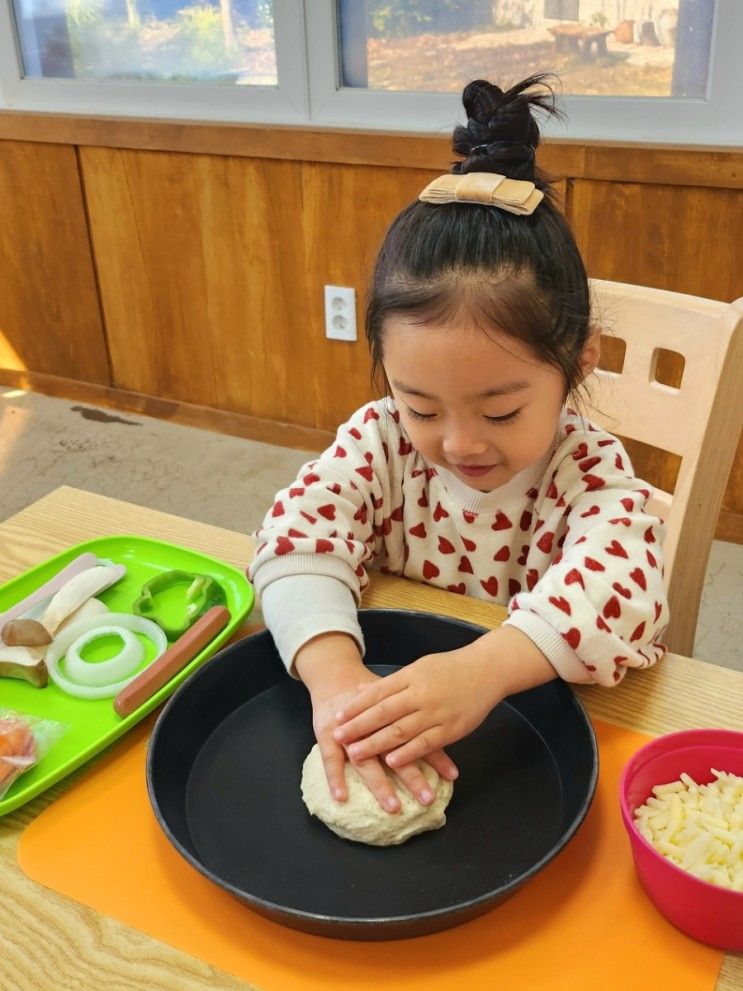 창원동읍 사회적농장 밀알에서 아이와 함께 피자만들기하고...