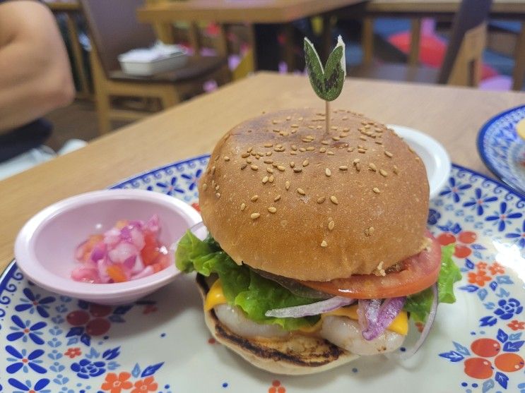 속초 수제버거 '자메이카 버거' 오션뷰 버거 맛집