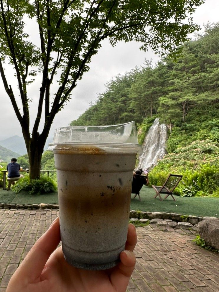 청도 당일치기 여행 폭포뷰 로카커피, TV 방영된 뷰맛집