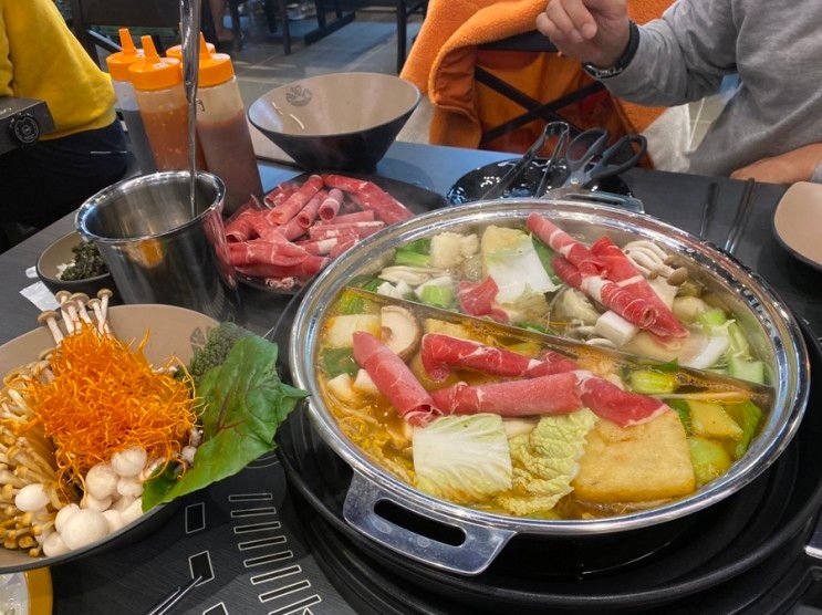 맛집여행 / 샐러드바 깔끔한 샤브샤브 맛집 파주 운정 소담촌