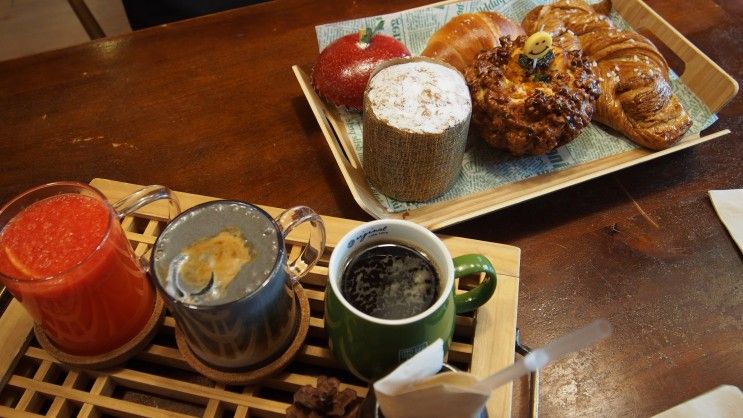 [속초카페] 카페설악산로 : 아이랑 가기 좋은 빵이 맛있는 멋진...