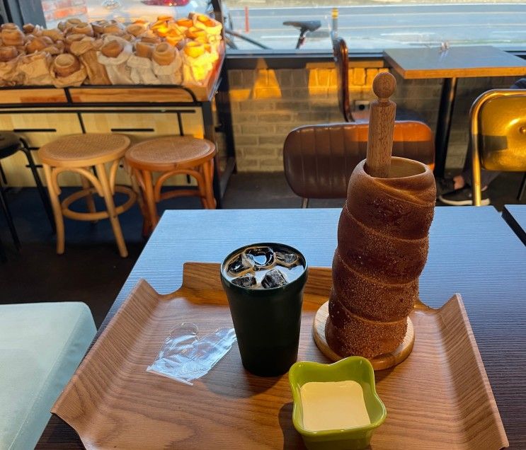 보령유명카페 굴뚝빵이 있는 보령카페그랑블루