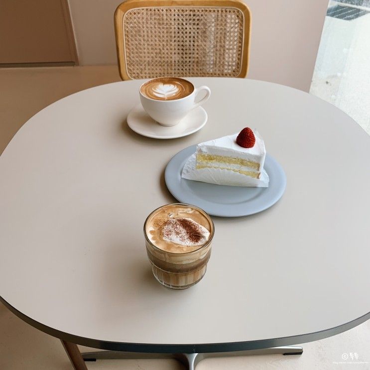 용인카페 | 원삼면 카페 사암그레이커피(SAAM GRAY COFFEE)
