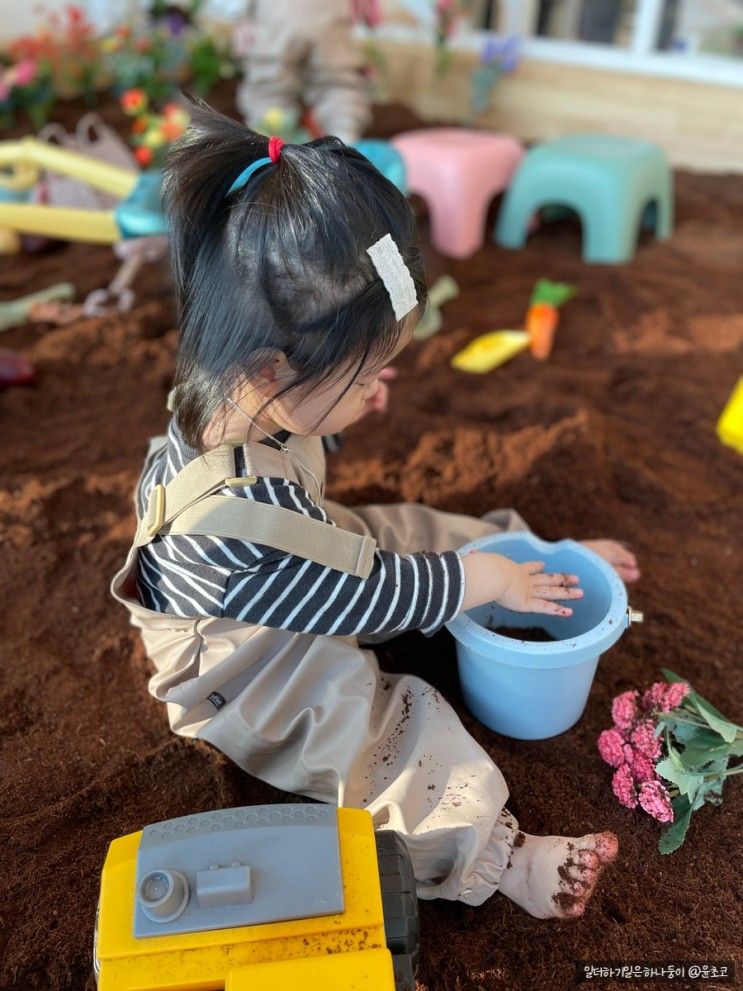 흙놀이터가 있는 수원 비키즈 키즈카페