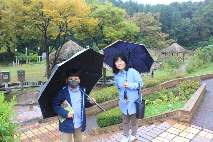 비오는 날 찾은 순수 감성 돋는 '황순원 문학촌 소나기 마을'.