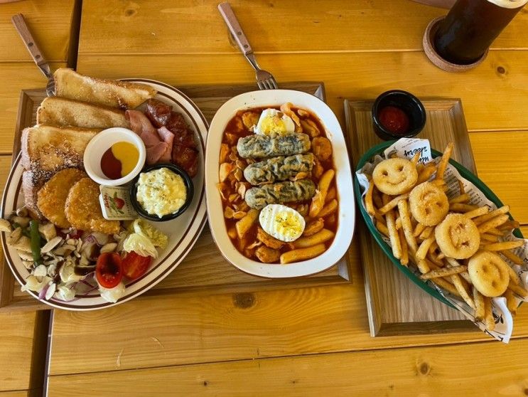 횡성 원주 치악산 계곡 카페 브릭24 - 브런치와 커피가 맛있는...