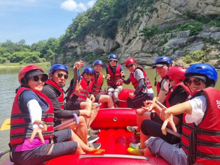 + 한탄강 고석정 청룡레져 래프팅 / 포천 산중호걸 글램핑 카라반