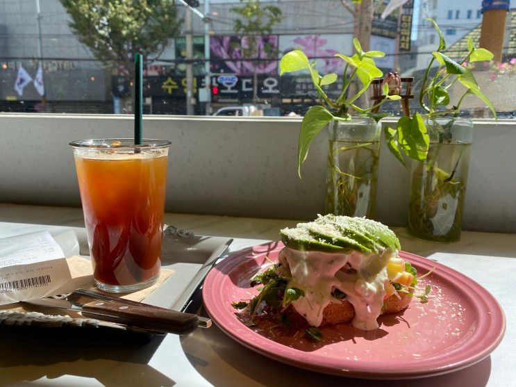 혼밥 브런치 맛집 광안리 비비드13