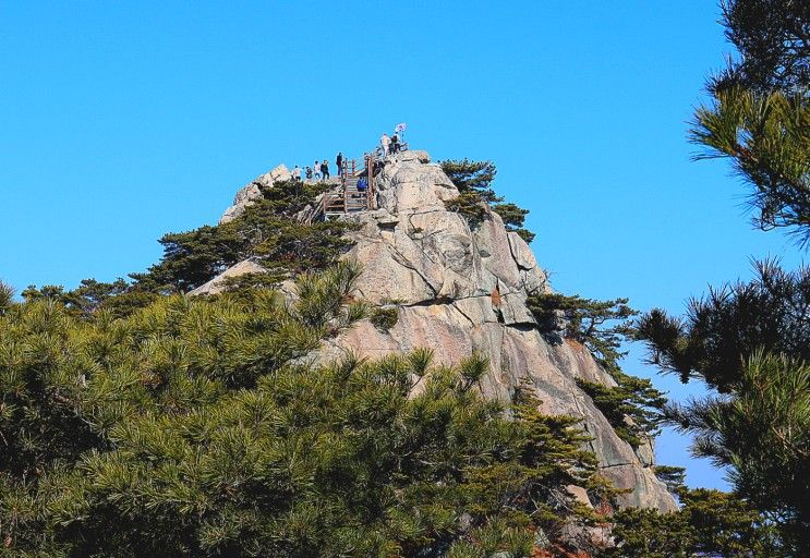 〔경기 양주〕불곡산(470m) ㅡ 기암찿아 양주불곡산으로 봄...