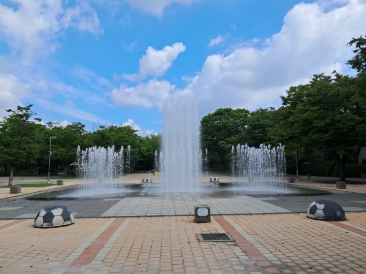 인천 중앙공원 조각원지구 산책 시원한 바닥분수!!