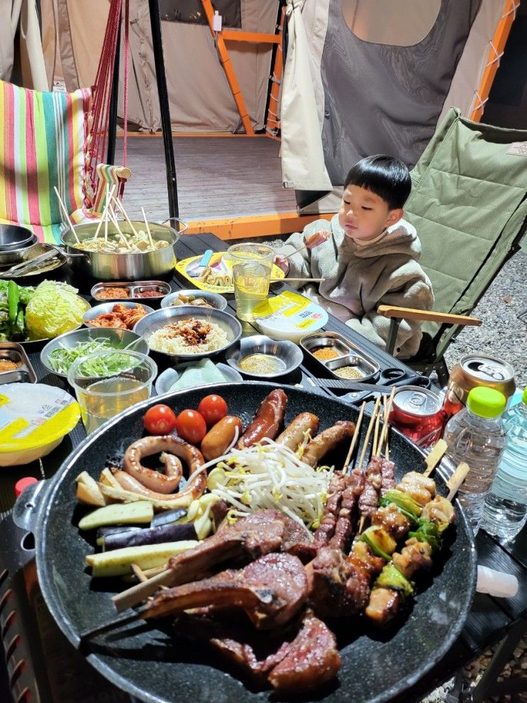 춘천신촌캠프장 글램핑존 A(개별욕실) : 즐거웠던 가족캠핑