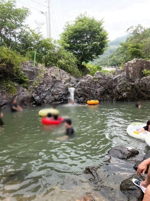 대전 근교 계곡 수심 3M 평상대여 금산 청강수폭포가든