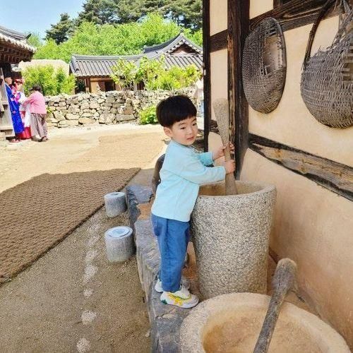 아산 외암민속마을 산책하기 좋고 킥보드 반입 가능해요
