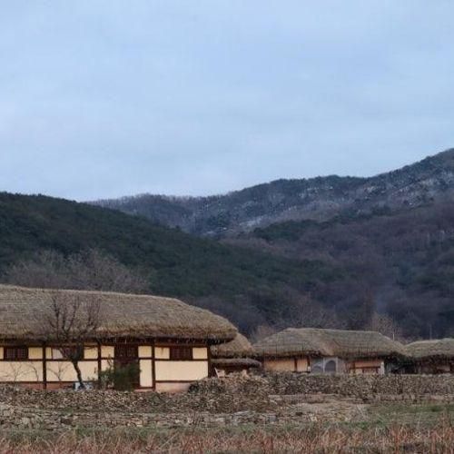 충남 아산 외암민속마을 정월대보름 달집태우기 행사 분위기