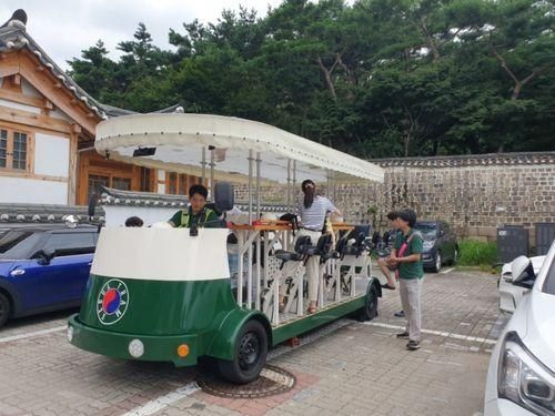 종로 서울전차 탑승 : 과거의 서울을 찾아 떠나는 여행