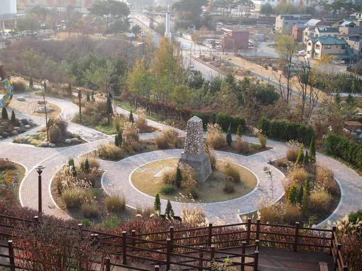 오산죽미령평화공원 - 놀이터 & 전망대 & 전시관 구경.