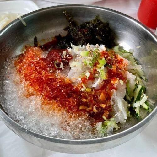 포항 바다 보면서 식사할 수 있는 물회 맛집 ‘오륙도횟집’