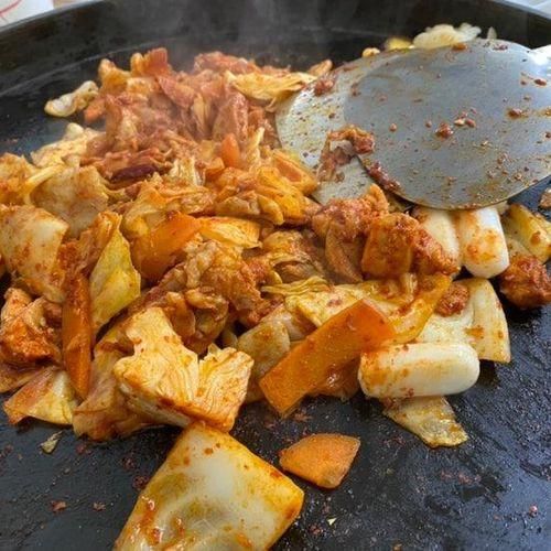 [강원도 홍천] 알파카... 만난 맛있는 닭갈비 맛집! /풍천막국수