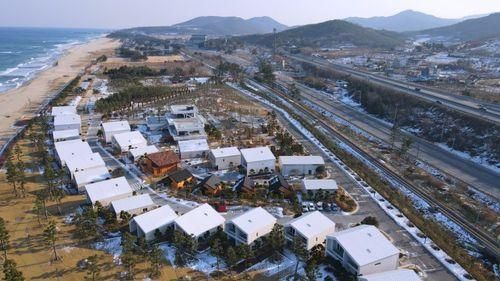 망상 오토캠핑 리조트, 휴식과 힐링의 사계절 휴양지