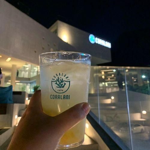 자리 정말 다양한 오션뷰 초대형카페 ‘코랄라니(CORALANI)’