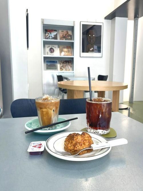 삼선동 성신여대 스페셜티 커피 스콘 맛집 카페 이모티프 커피바