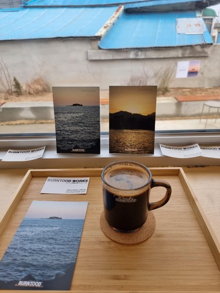 고성 천진해변 번투드웍스 카페