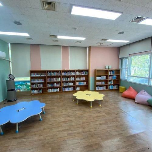 창원 아이랑 상남도서관 어린이 아기자료실 아기 실내