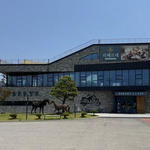 대부도 대형 베이커리 루프탑 카페 아기랑 가기 좋은 리베르테