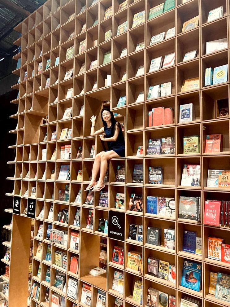 메르데카 광장 시티갤러리 복합센터 REXKL Bookxcess 서점...