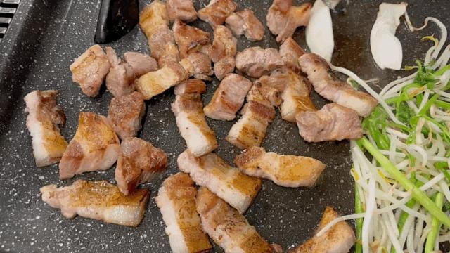 명지맛집 대형 놀이방이 있어... 좋은 일삼육고기집 명지본점...