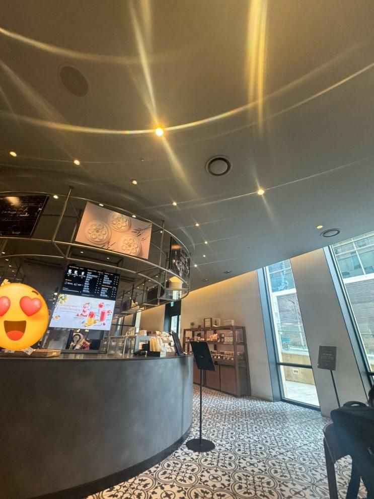 [아티제 서초점] 큐티하니? Yes!! Sunday Service 후에...