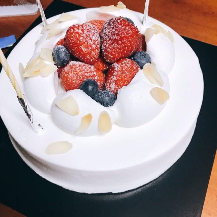 강남 / 아티제삼성타운2점 : 더블베리 치즈케이크