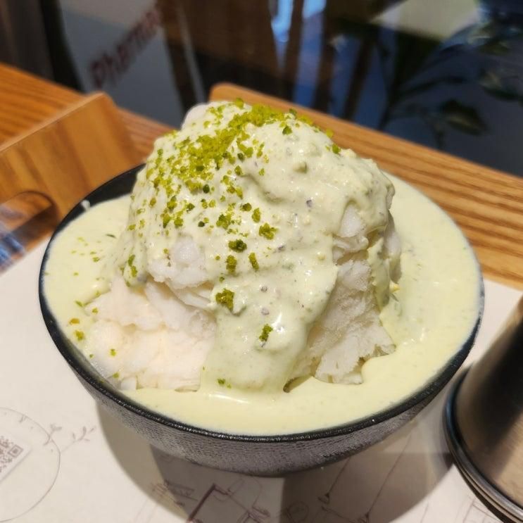 아티제 여의도역점 피스타치오 빙수 후기