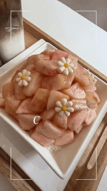 제철과일빙수 복숭아빙수 흑임자라떼 진주성 카페 네모 NEMO