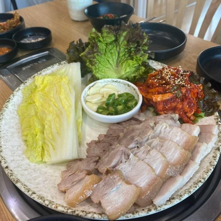 충주홍두깨칼국수보쌈 원조본점 역시 맛있다