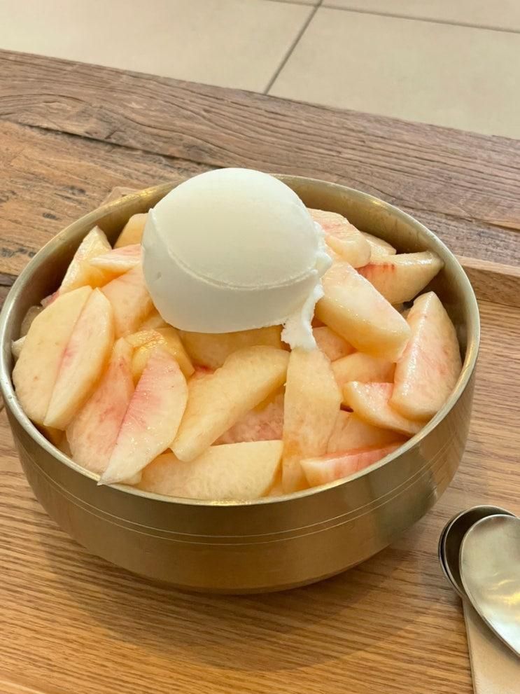[천안] 두정동 카페 담소 |  빙수 맛집 + 모던 외관 감성