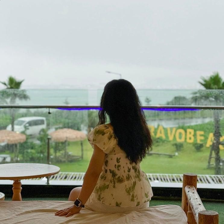 제주 동쪽 성산일출봉 뷰 근처 브런치 대형카페 브라보비치 추천