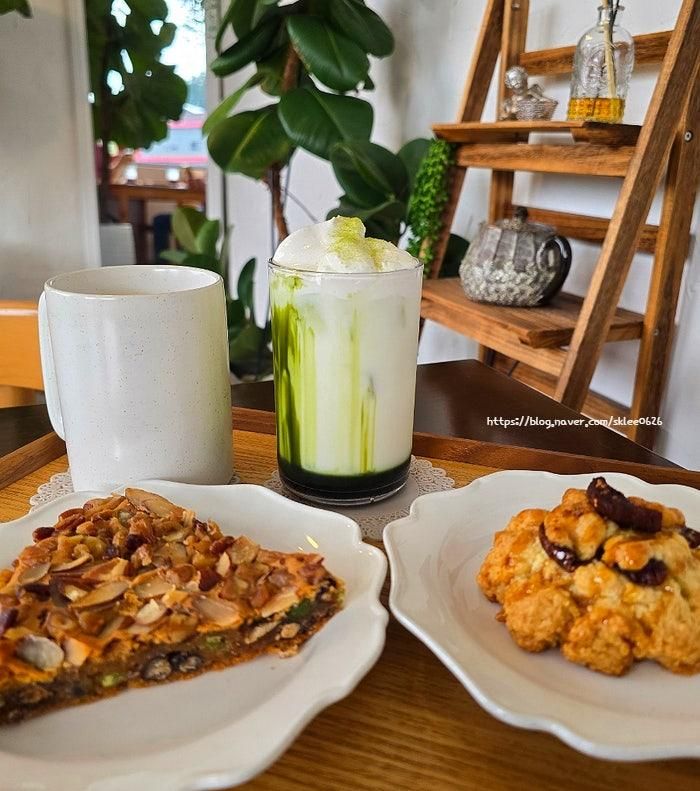 [용인] 지곡동 감성가득 주택개조카페 스콘맛집 '여백주택' 내돈내산후기