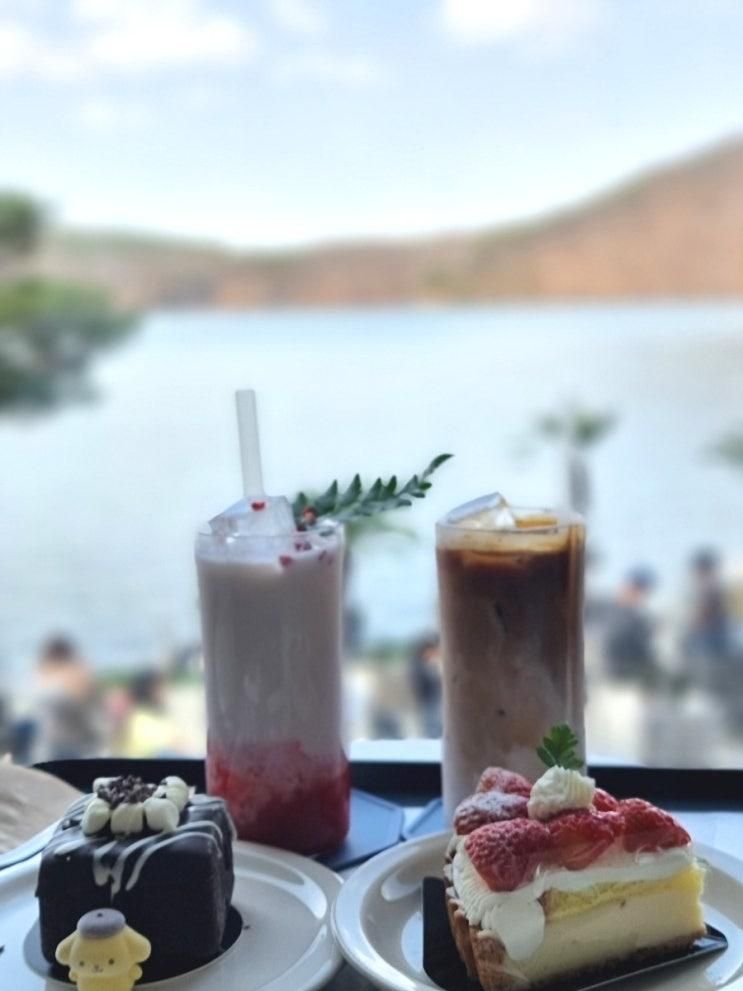 용인 물멍 카페 그린웨일 : 이동저수지 뷰맛집 베이커리카페 후기