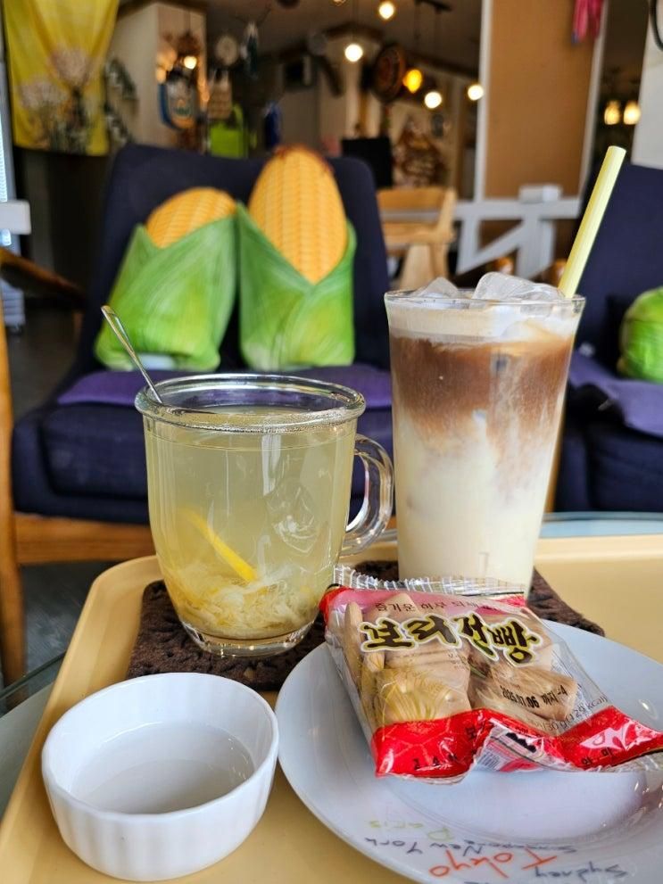 양주 아기자기한 카페 옥수수커피가 맛있는 커피스토리